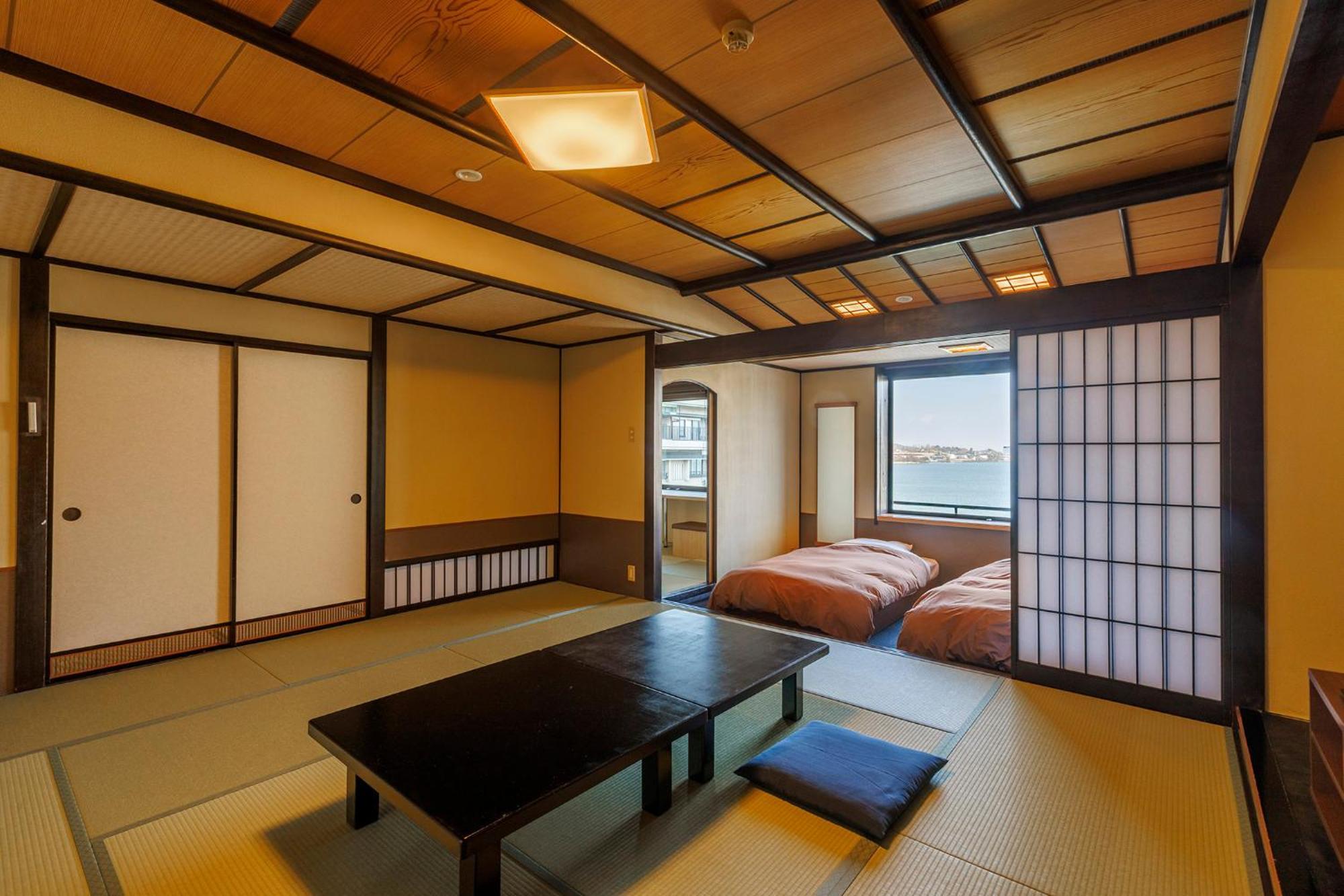 Hotel Ooedo Onsen Monogatari Premium Kaga Maruya Exterior foto